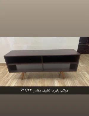 طاولات ودولاب بلازما ومدخل