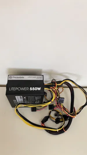 للبيع بورسبلاي550w من شركة thermaltake