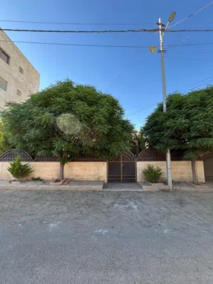 200 m2 3 Bedrooms Townhouse for Sale in Amman Jawa