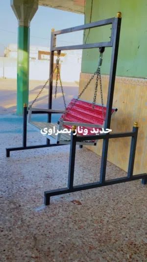 مرجوحة للبيع حجم كبير تنفتح وتنشد