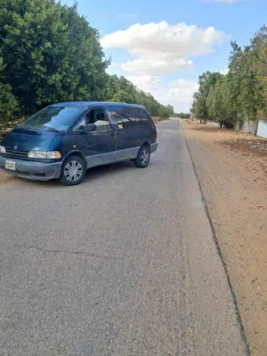 تيوتا بريفيا