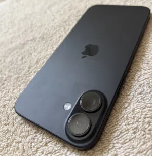 iPhone 16 Plus