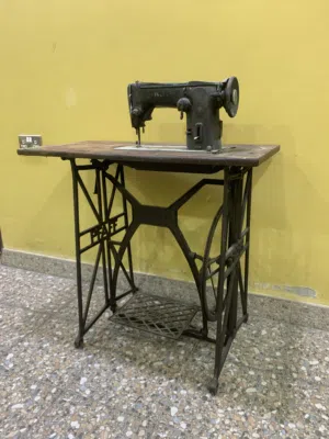 مكينة خياطة قديمة انتيك