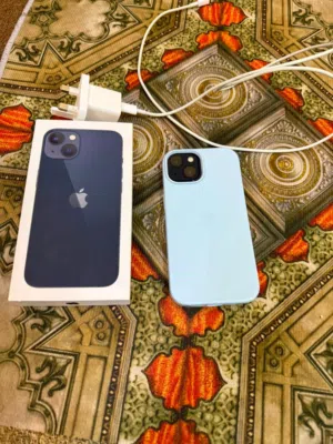 Apple iPhone 13 128 GB in Muscat