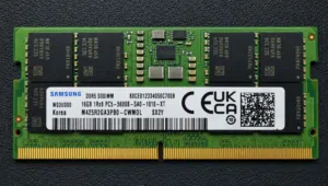 السلام عليكم  للبيع  رامات لابتوب Samsung DDR5 5600MHz 16GB  Samsung DDR5 5600MHz 8G