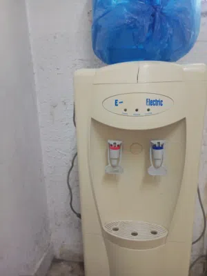 كولر مياه مستعمل