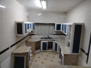 مطبخ للبيع بسعر رمزي