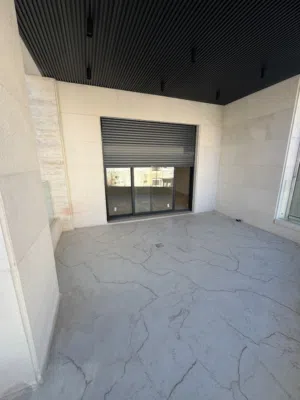 عرض مميز - شقة فاخرة - 3نوم 1ماستر - 215م - تدفئة غاز - مطلة - موقع مميز