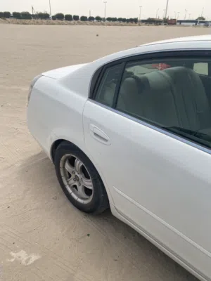 نيسان ألتيما بحاله ممتازه بدون اي خدوش