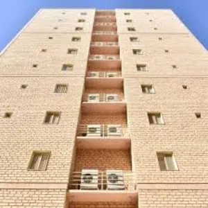 مطلوب فرد مصري  لمشاركة سكن في حولي