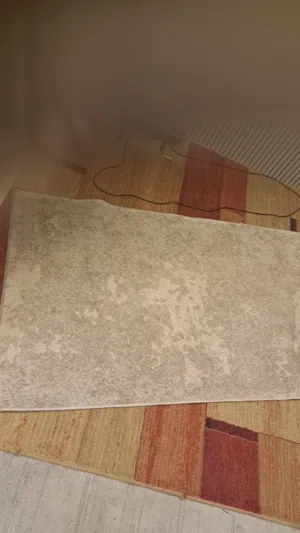 سجاد تركي 4×4مع ممر 3 متر طول بعرض متر واشي لون ونقش