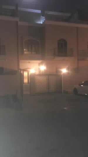 غرفه بجانب مركز صحي الخوض للايجار