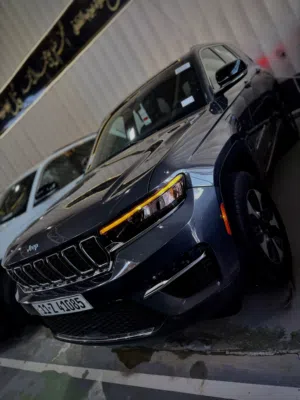 Used Jeep Grand Cherokee in Baghdad