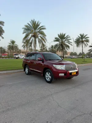 Used Toyota Land Cruiser in Muscat