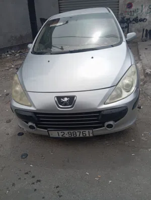 بيجو 307 موديل 2007 جير توب ترونيك يوجد اضافات اخرى