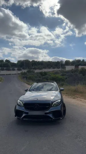 سيارة مرسيدس للبيع e200 2017  مستعمل بحال الجديد فحص كامل 4 جيد  محولة شكل AMG
