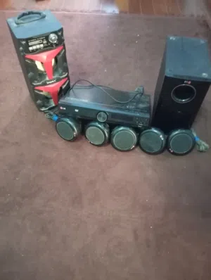 سماعات للبيع