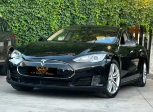 Tesla Model S85 2015 تسلا موديل س 2015