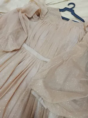 فستان للبيع لبسه وحده فقط