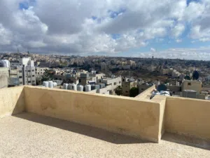 روف مفروش للايجار في جبل الحسين شارع طبريا