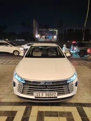 بي واي دي مستعمل دستروير كن بلاص سيل 5 باسعار مناسبة مكفولات وماشيات قليل لون ابيض وداخل ابيض