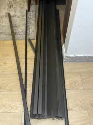 باب اكورديوم مقصوص من الطول