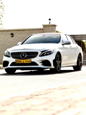 مرسيدس ينز c300 موديل 2016 Amg السياره بحاله الوكاله ما عليها كلام افحص وين ما تحب