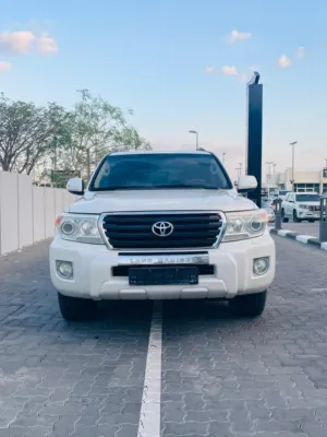 تويتا لاند كروزر موديل 2012 خليجي GXR V6