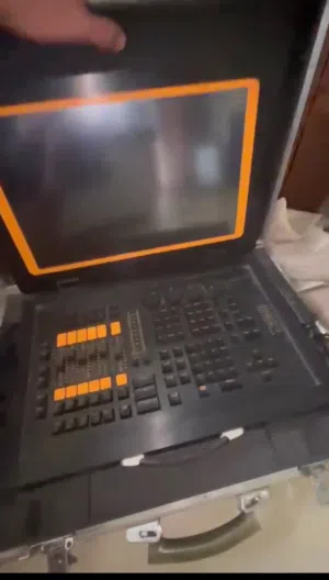 جهاز تحكم بإضاءة المسارح والقاعات نظام حديث