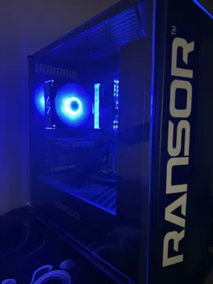 البيع pc السعر 200 وقابل با المعقول  او البدل معه سوني 5 ويزيدني