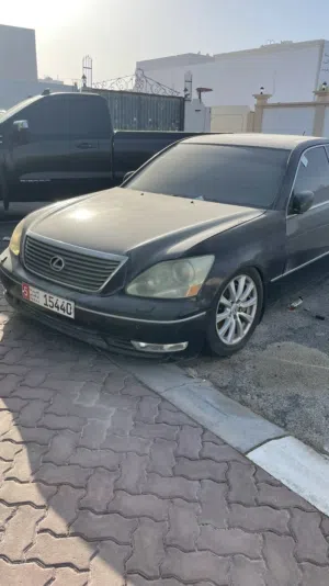 للبيع لكسز 430 اللون أسود موديل 2005 ممشاه حول 320000 مواصفات يابانية العداد بالكيلو به شوي مشاكل