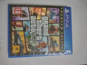 Grand Theft Auto V: Premium للبيع دسكت بلايستيشن4 تركب على بلايستيشن5