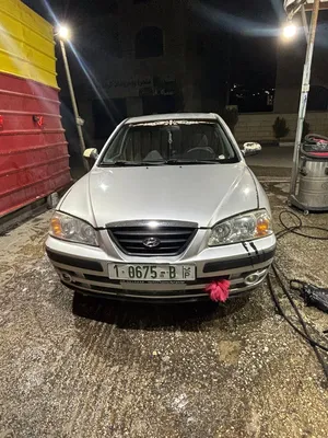 هونداي-اڤانتي-2005