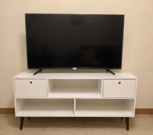 TCL 50" 4K Android Smart TV (Model 50P617) + TV console