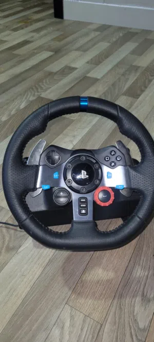 أشهر موديلات دركسيون PS4 Logitech G29 Driving Force من شركة Logitech الإصدار: G29 Driving Forc
