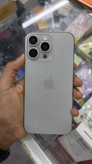 Apple iPhone 15 Pro Max 256 GB in Al Batinah
