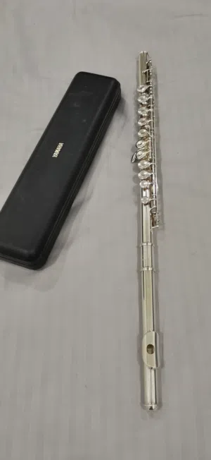 Flute Yamaha F100SII