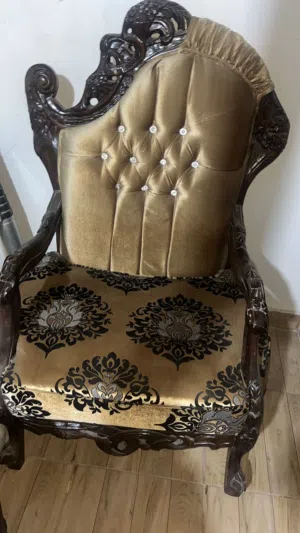 طقم كنب خشب زان بحالة الوكالة تفصيل