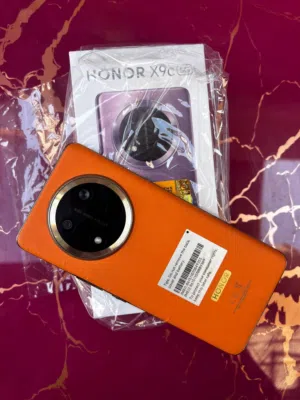 Honor x9c للبيع الجهاز اخو الجديد النظافة 100%.