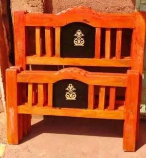 *سنط سنط سنط* *جيتكم بي الجديييد وفريد من نوعو* *شغل تقيييل ومافي مثيل*  سراي