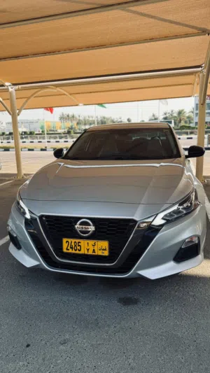Used Nissan Altima in Al Batinah