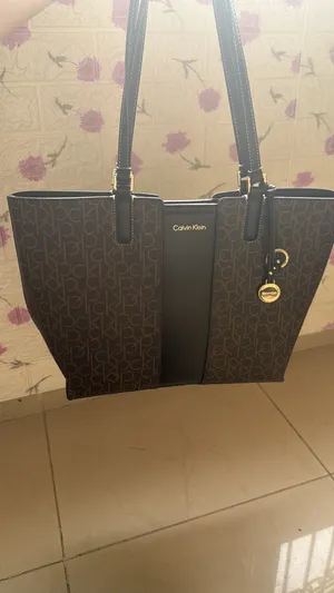 Michael Kors . Hand Bags . Black0