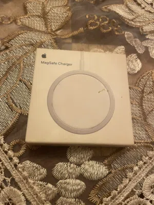MagSafe الأصلي للبيع