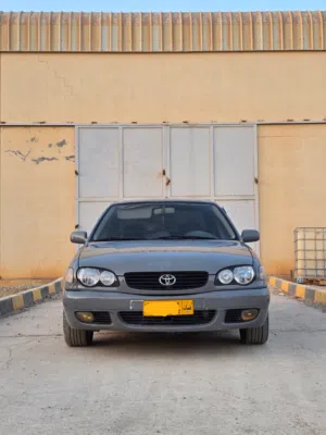 تويوتا كرولا 1.8 جير عادي موديل 2000