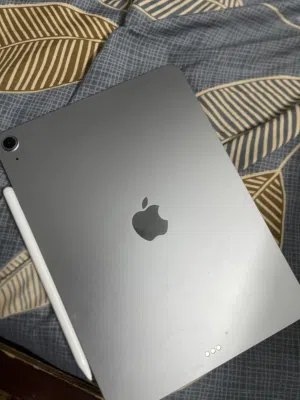 Apple iPad Air 11 128 GB in Salt