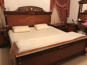 SAR 2000, NEAR AND CLEAN COMPLETE WOODEN BEDROOM FURNITURE SET AVAILABLE WITH 3 DOOR WARDROBE IN LOW