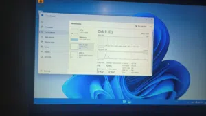 لابتوب hp النسخه الحديثه 8 رام وتخزين 512 تحويل كاش زي بعض