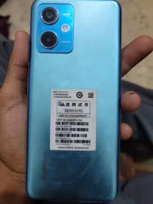 ريدمي نوت 12فايف جي ذاكرة 256 رام 12 معالج Snapdragon يشغل جميع الانظمه من3g إلى الشفايف جي والفولتي