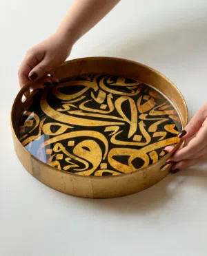 أطباق ديكورية من الخشب والريزن  عمل يدوي  أنيق ومتین