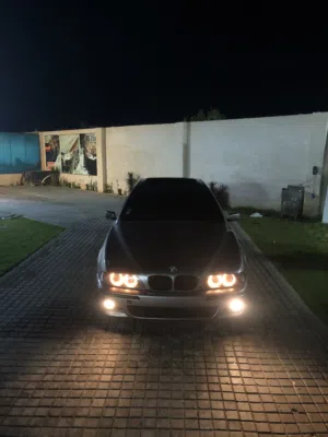 BMW E39 خامسة